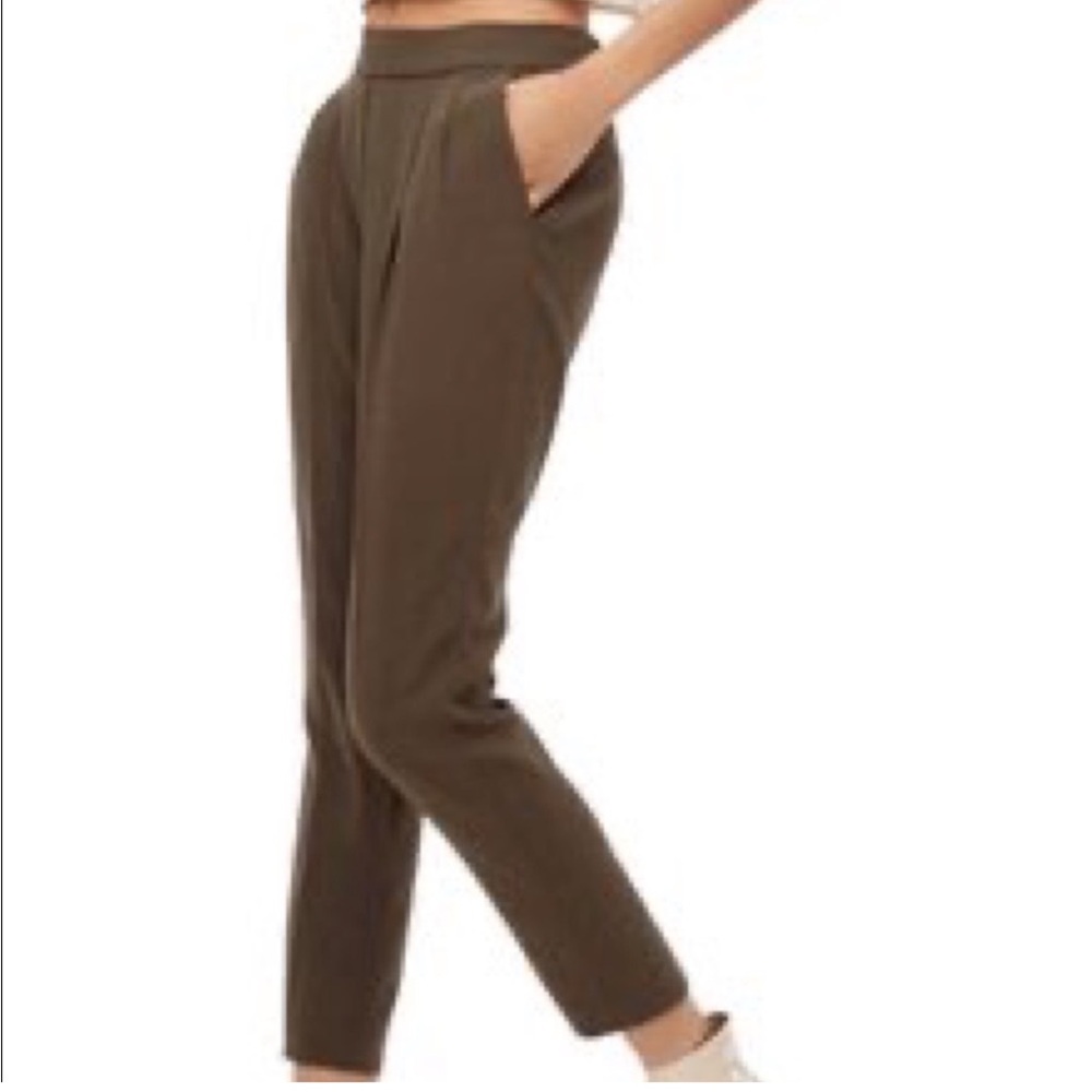Aritzia Babaton Dark Green Pull on Trousers